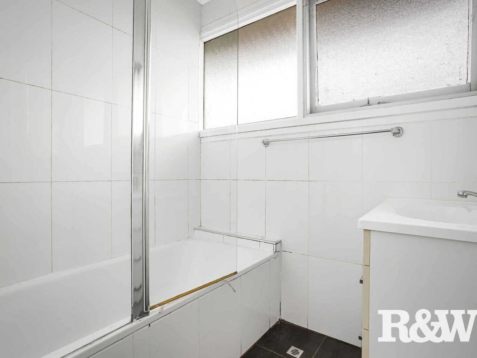 11 & 11A Freya Crescent Shalvey 11 & 11A Freya Crescent Shalvey