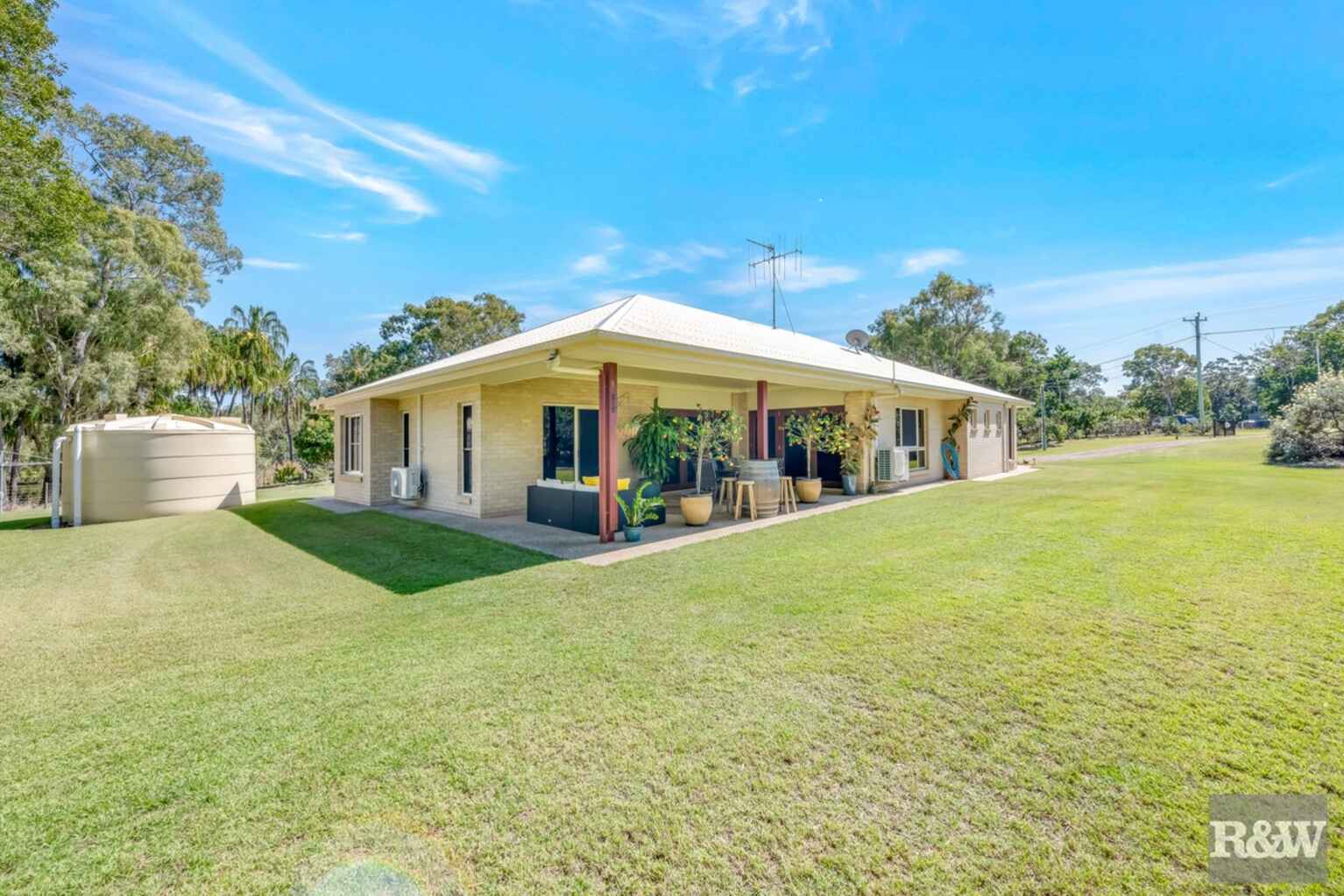 42 Kingfisher Crescent Moore Park Beach 42 Kingfisher Crescent Moore Park Beach