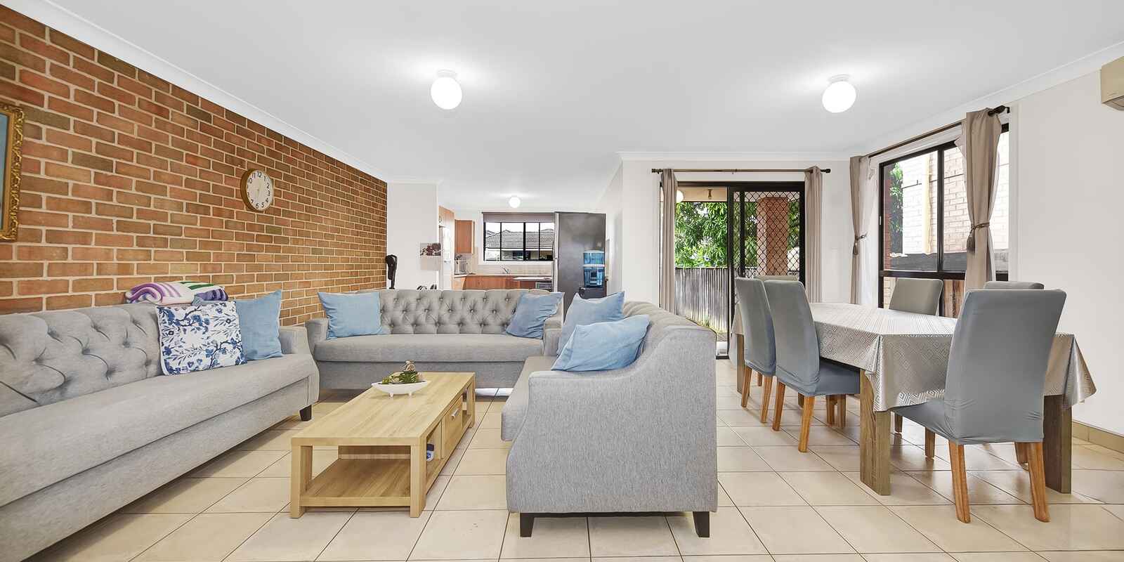 2/18 Beemera Street Fairfield Heights