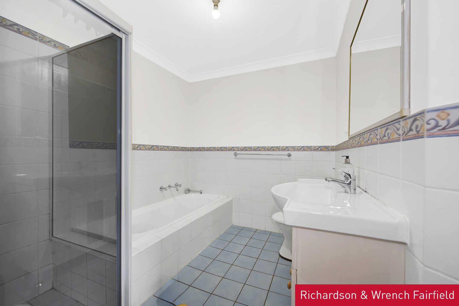 2/18 Beemera Street Fairfield Heights