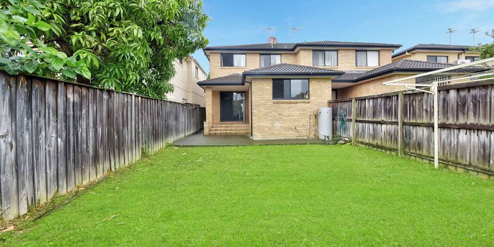 2/18 Beemera Street Fairfield Heights