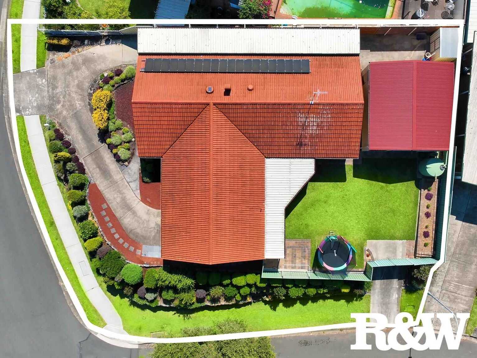 52 Leicester Way St Clair