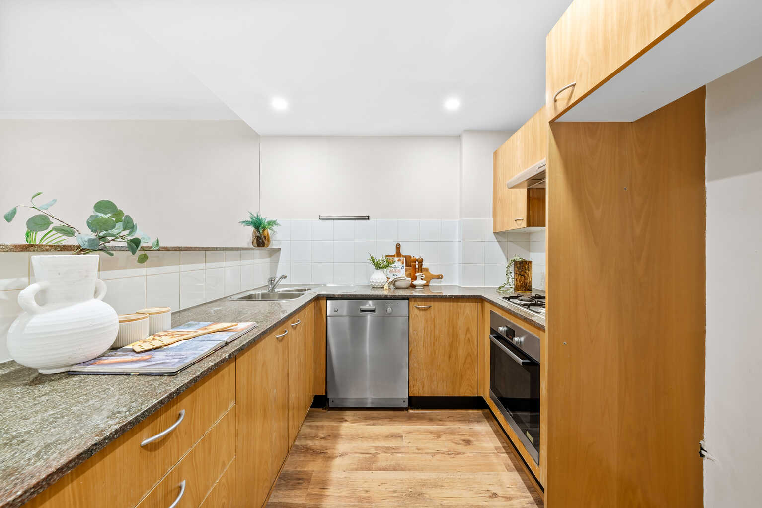 308/1 Poplar Street Surry Hills 308/1 Poplar Street Surry Hills