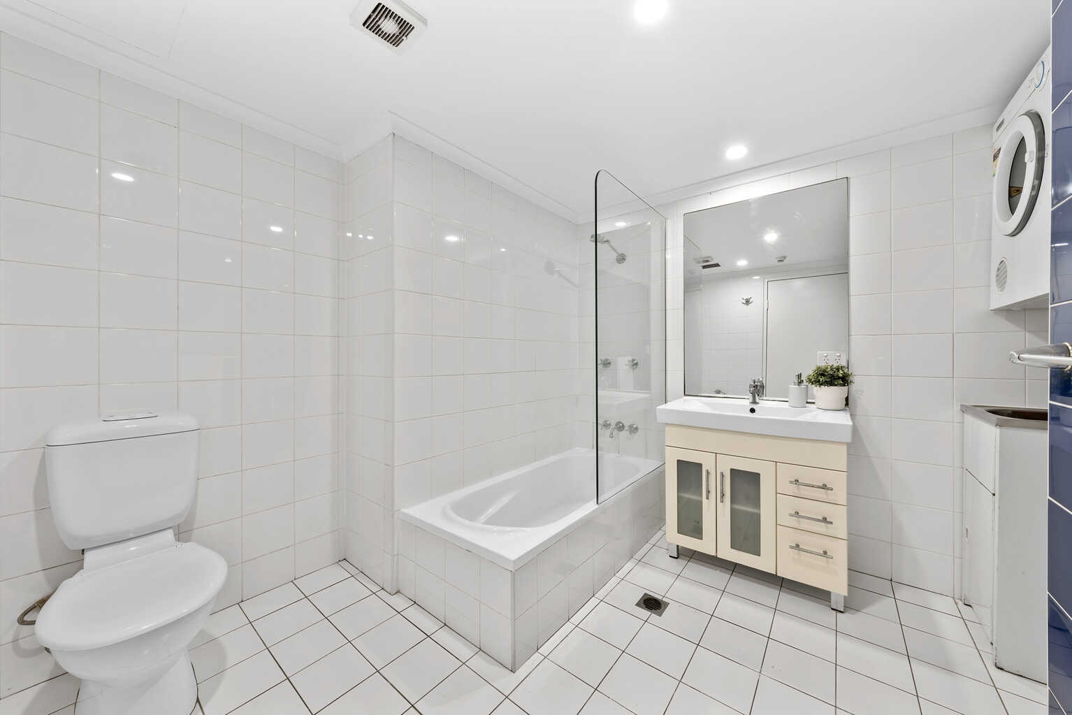 308/1 Poplar Street Surry Hills 308/1 Poplar Street Surry Hills