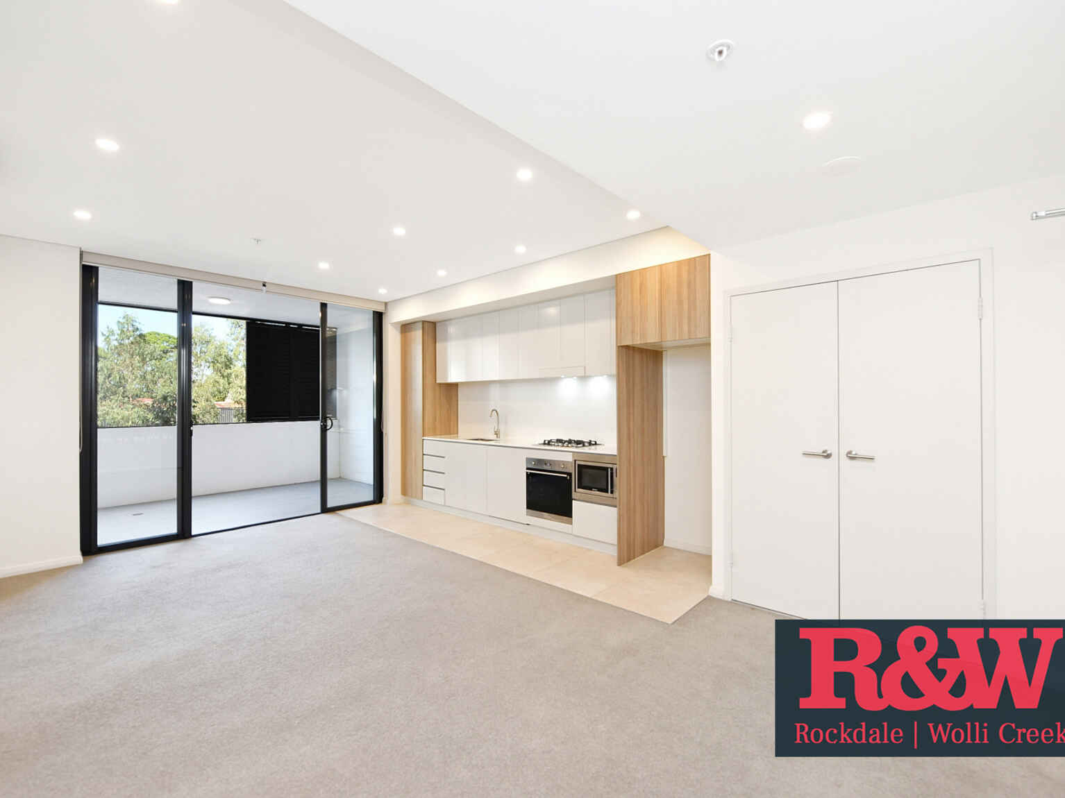 G06/118 Princes Highway Arncliffe