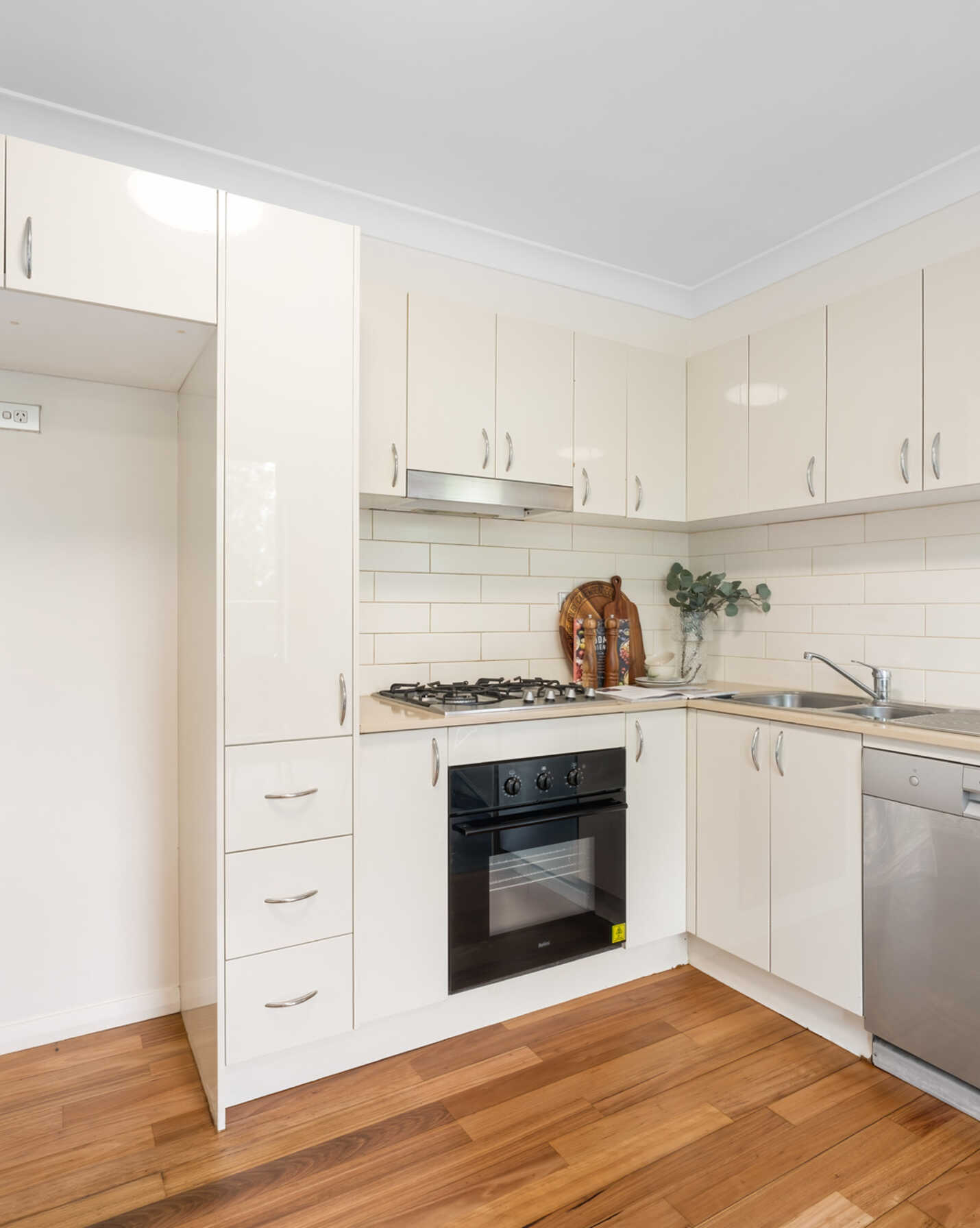 66/21 Regent Street Redfern, Redfern - Thumbnail 3