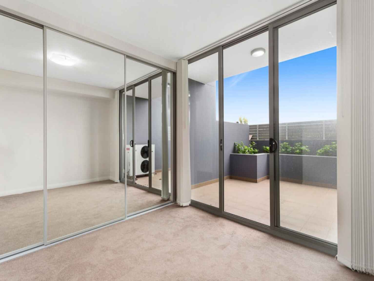 D213/12 Rancom Street Botany D213/12 Rancom Street Botany