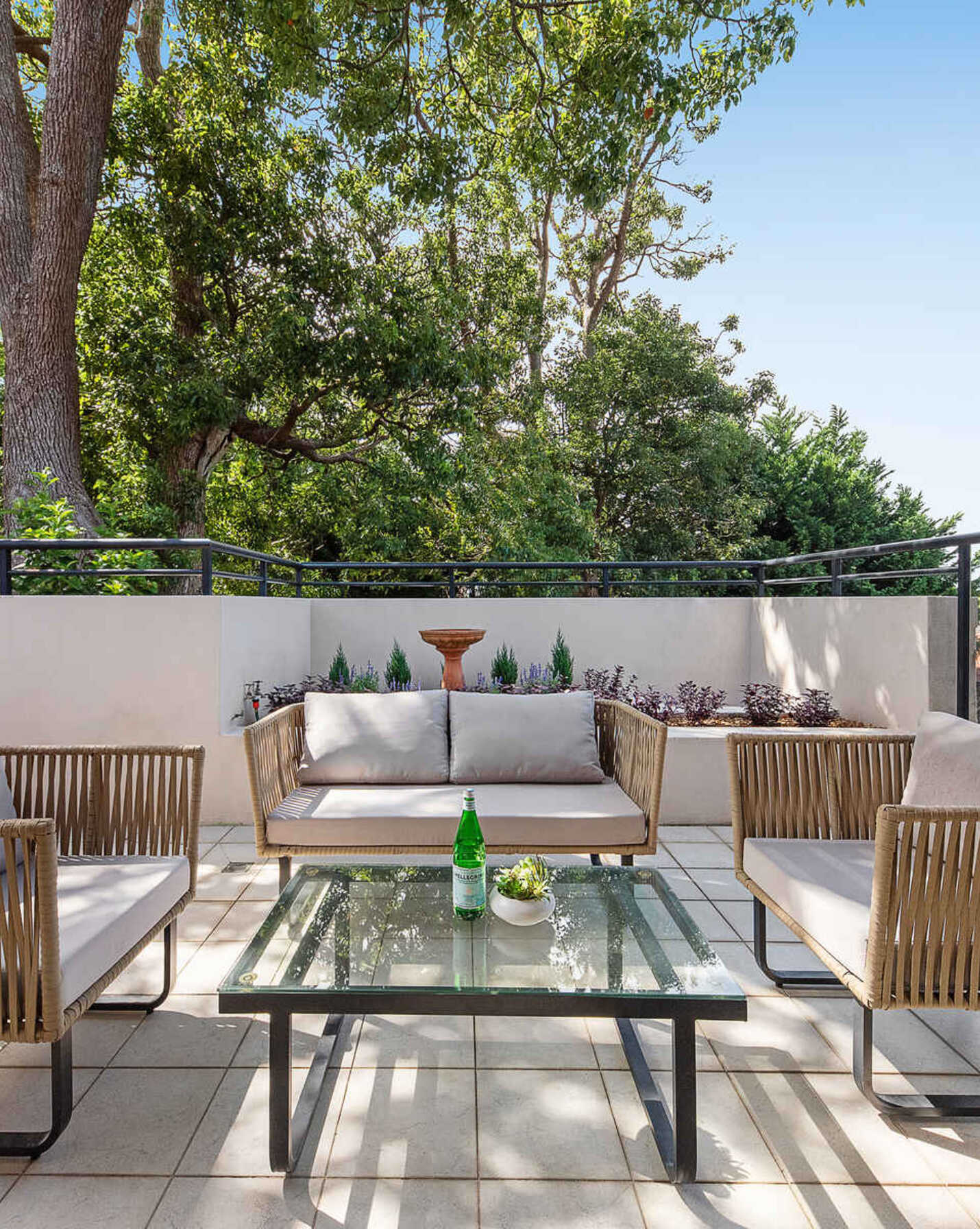 2/183 Sailors Bay Road Northbridge, Northbridge - Thumbnail 2