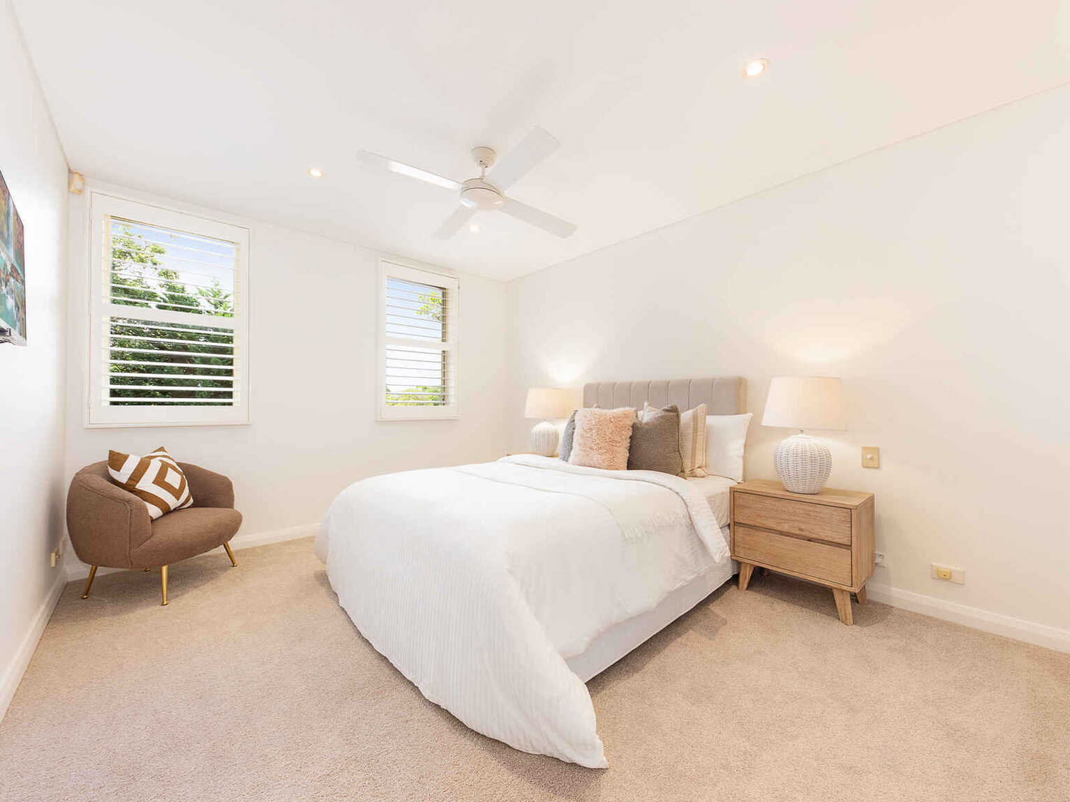 2/183 Sailors Bay Road Northbridge