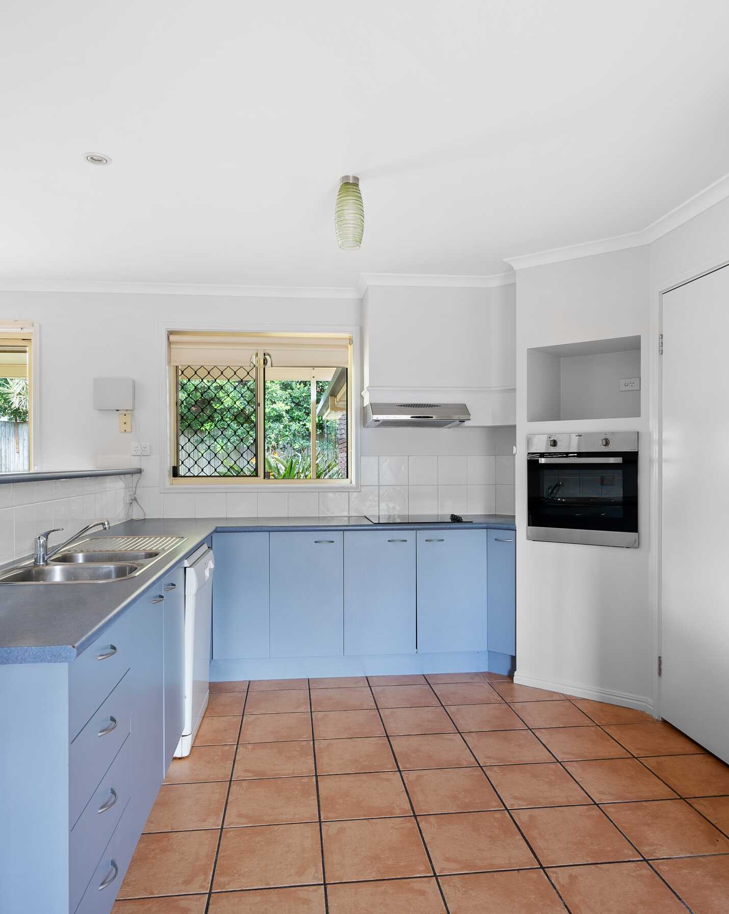 37 Bishop Lane Bellmere, Bellmere - Thumbnail 7