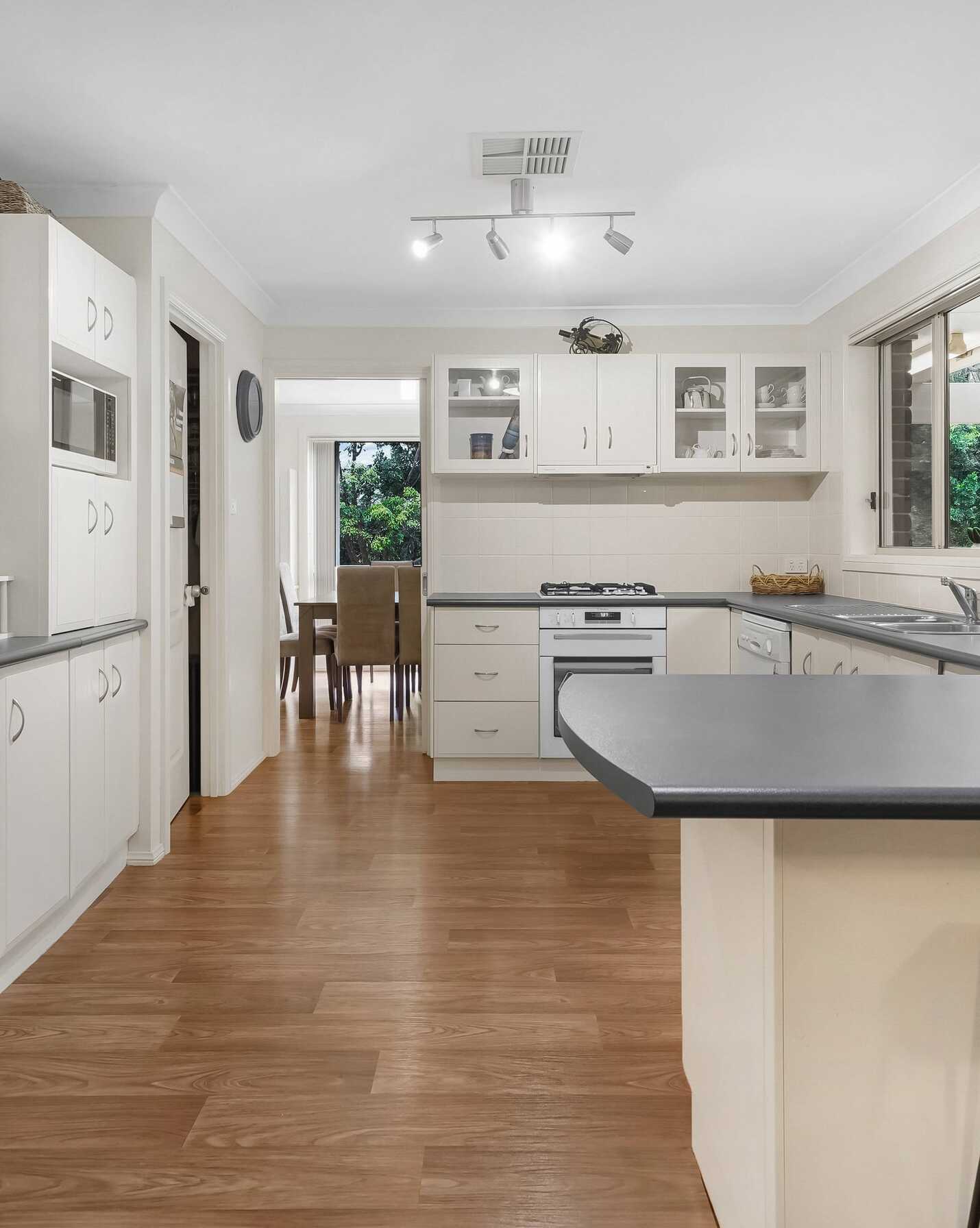 1 Laird Court Macquarie Links, Links - Thumbnail 3
