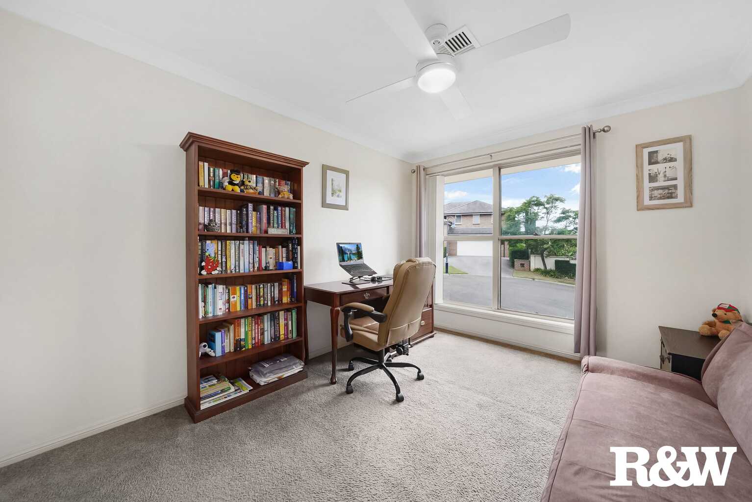 1 Laird Court Macquarie Links 1 Laird Court Macquarie Links