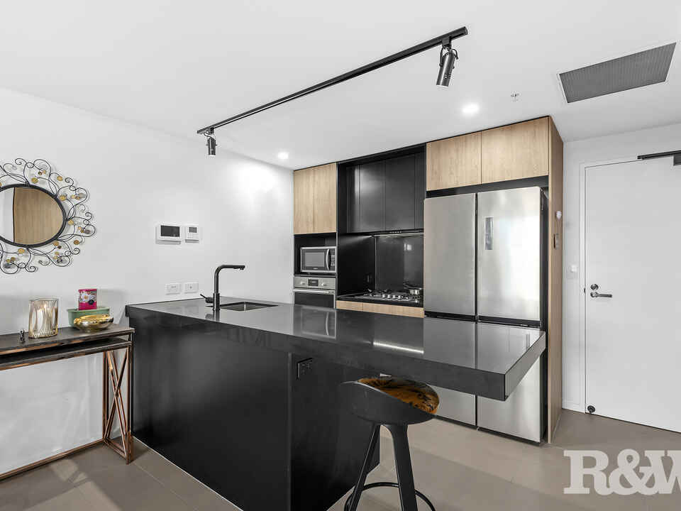308/19 Deshon Street Woolloongabba