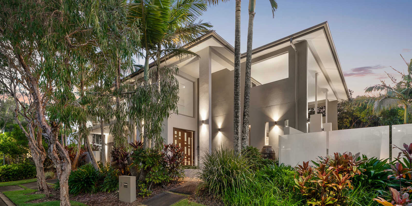 2 Whitehaven Parade Yaroomba 2 Whitehaven Parade Yaroomba