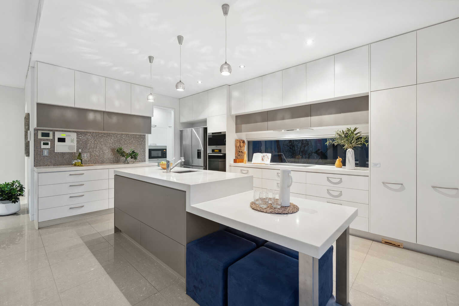 2 Whitehaven Parade Yaroomba 2 Whitehaven Parade Yaroomba