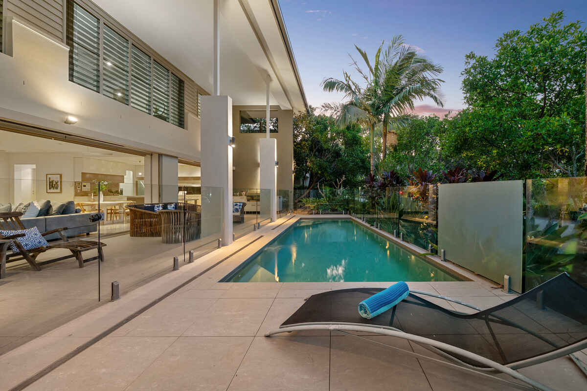 2 Whitehaven Parade Yaroomba