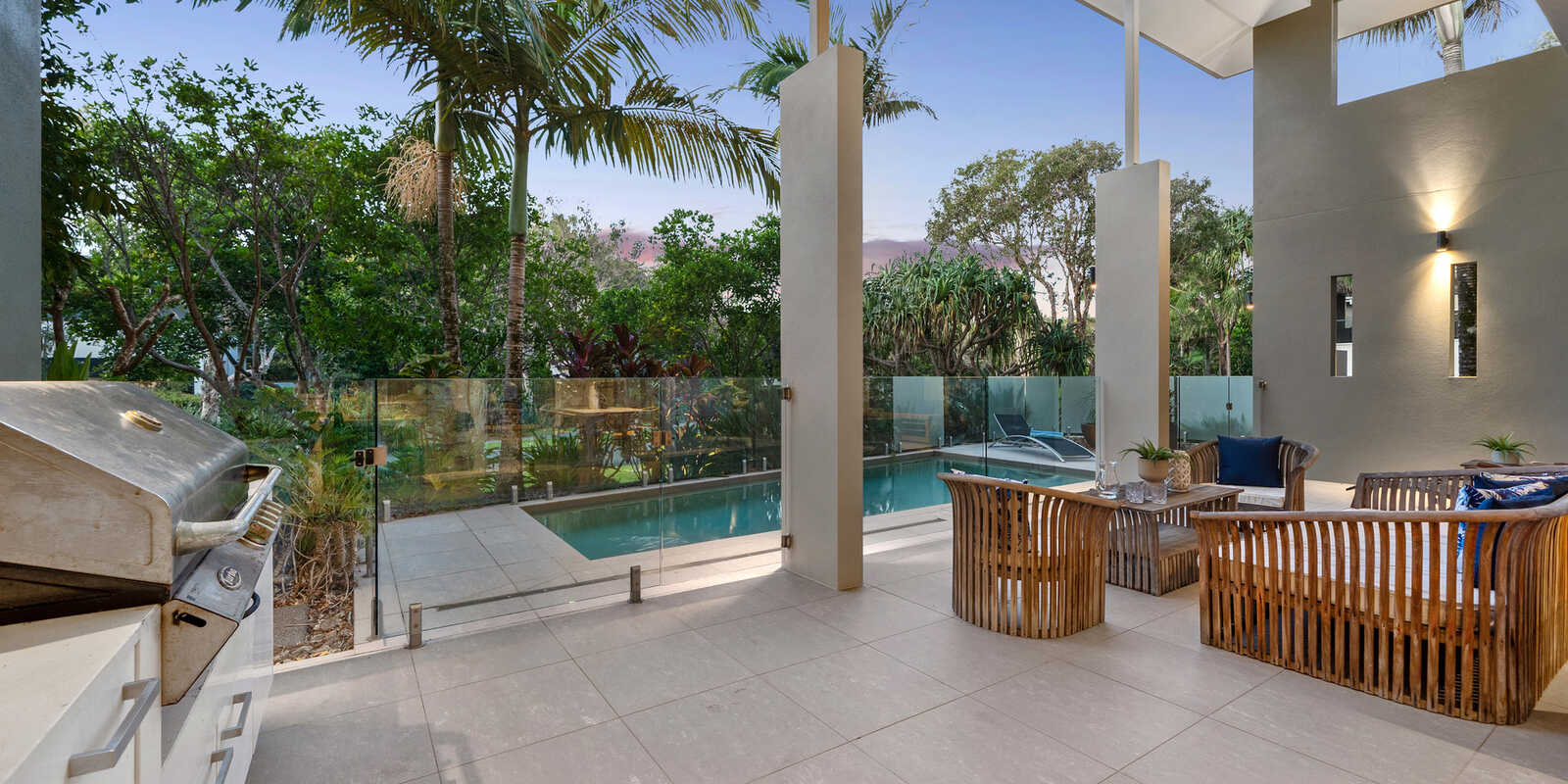 2 Whitehaven Parade Yaroomba 2 Whitehaven Parade Yaroomba