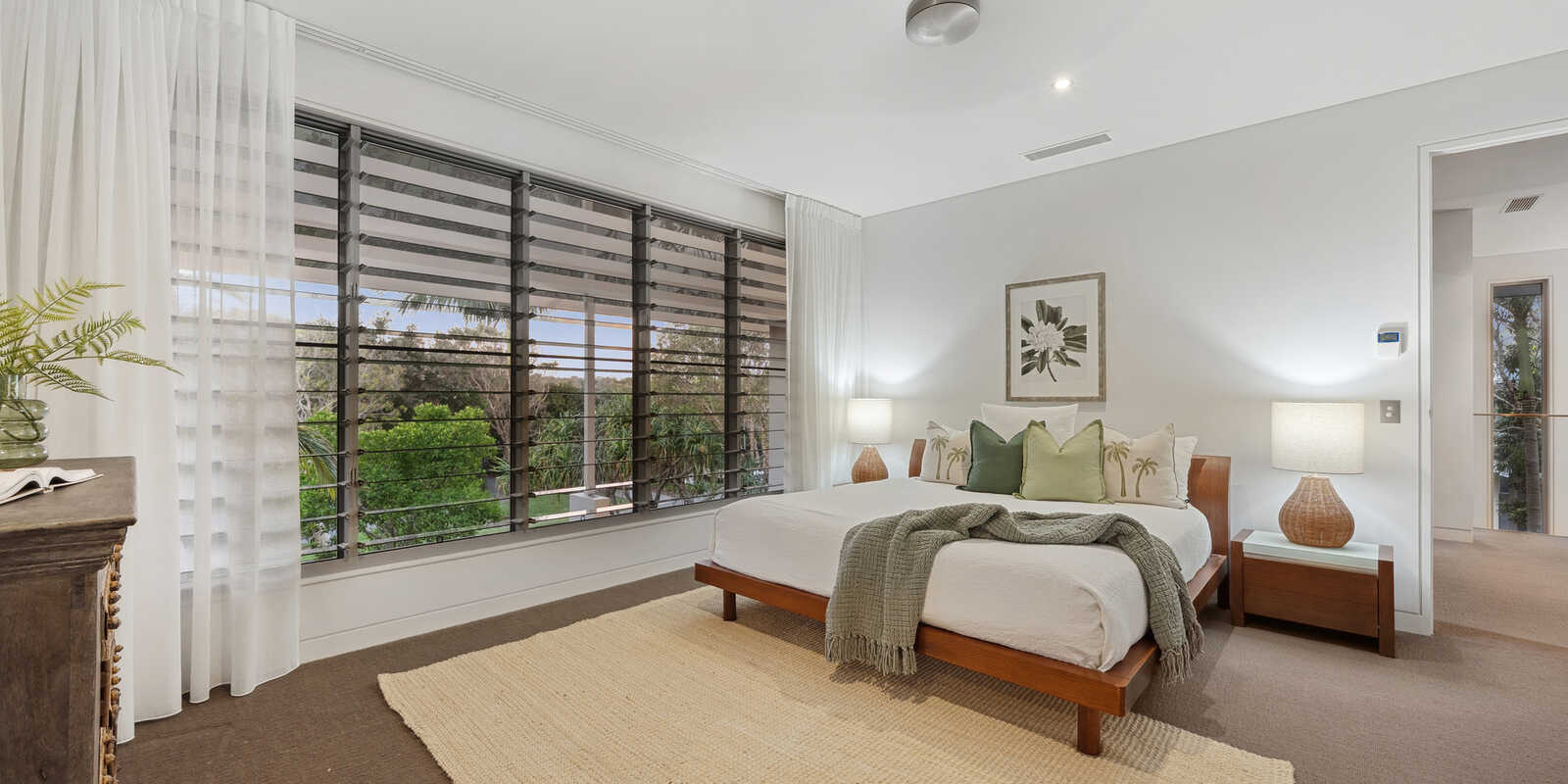 2 Whitehaven Parade Yaroomba 2 Whitehaven Parade Yaroomba