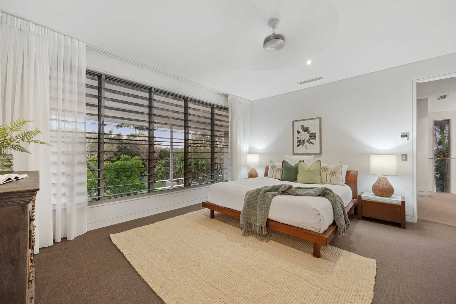 2 Whitehaven Parade Yaroomba 2 Whitehaven Parade Yaroomba