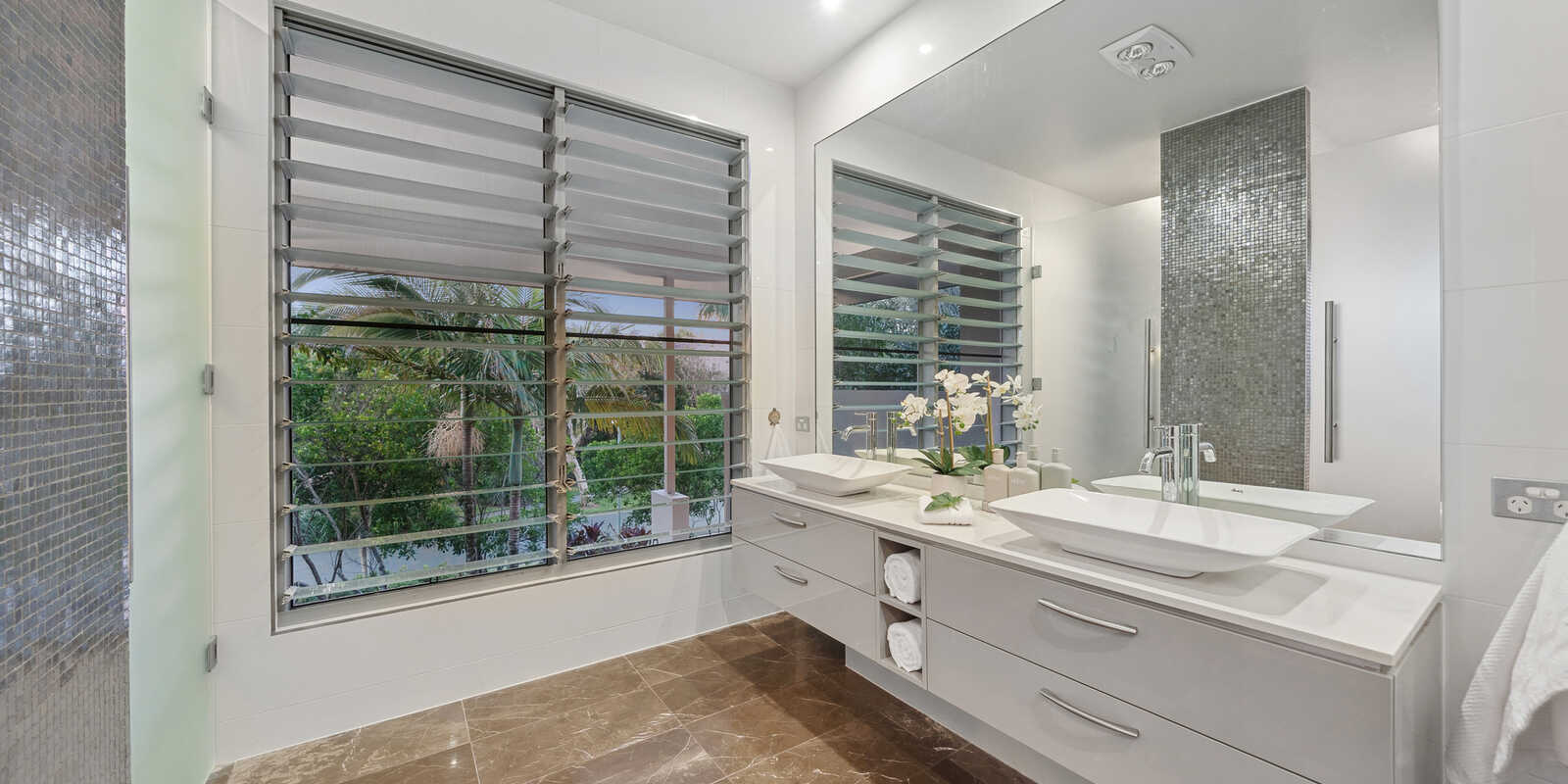 2 Whitehaven Parade Yaroomba 2 Whitehaven Parade Yaroomba