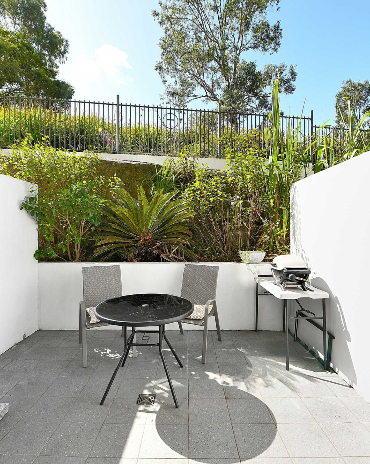 210/2 Brodie Spark Drive Wolli Creek, Creek - Thumbnail 2