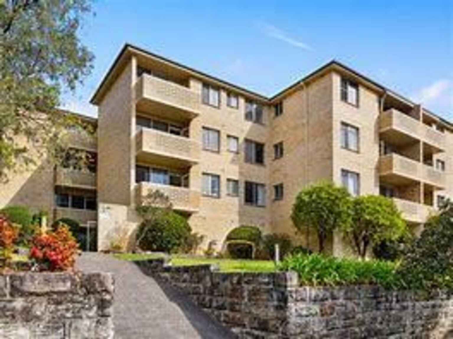 2/3 Rocklands Road Wollstonecraft