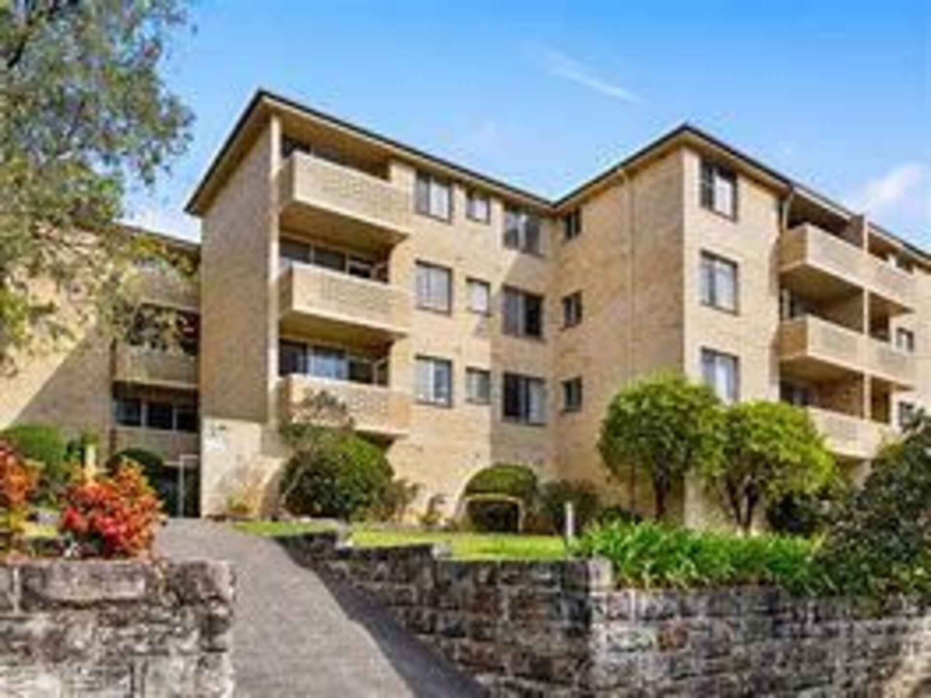 2/3 Rocklands Road Wollstonecraft