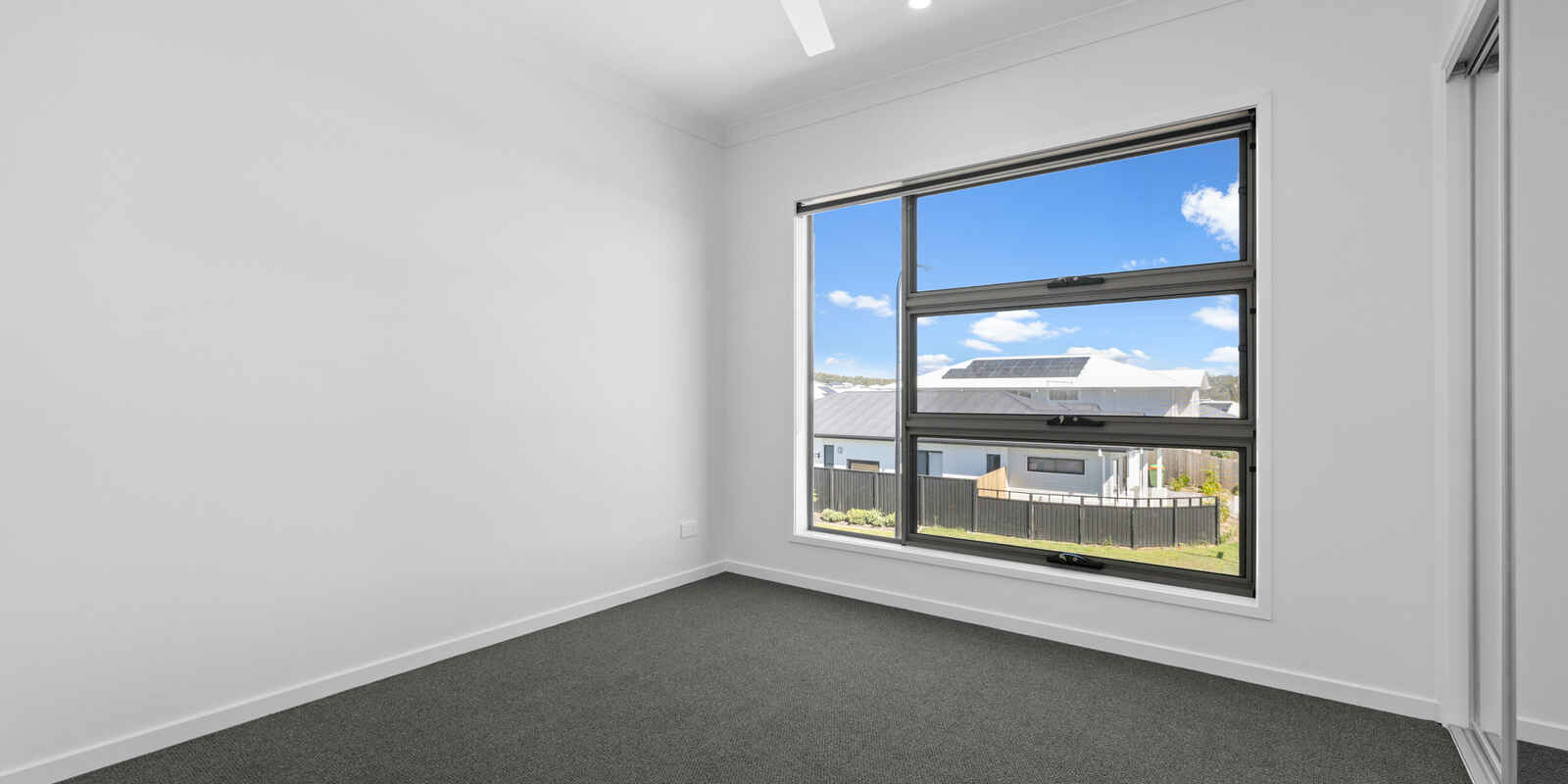 7 Blackwood Street Redland Bay