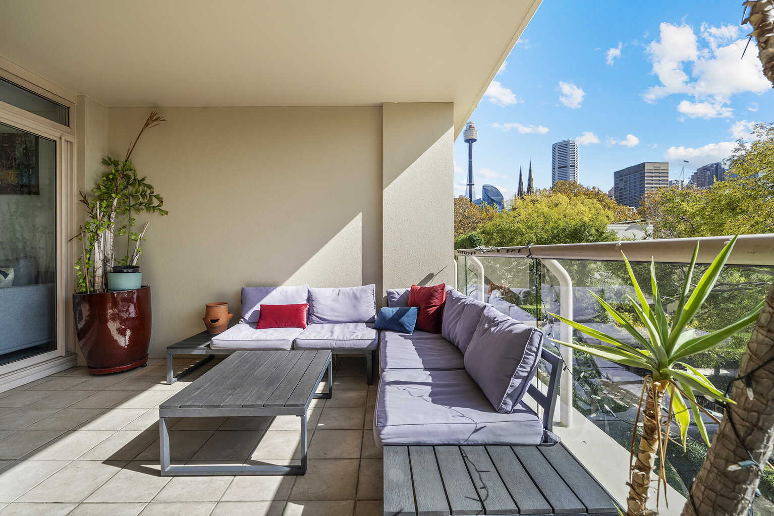 210/63 Crown Street Woolloomooloo 210/63 Crown Street Woolloomooloo