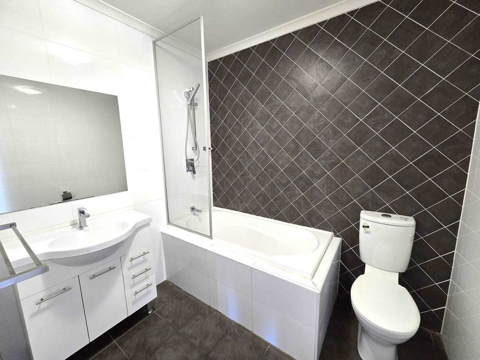 31/5-11 Howard Avenue Northmead