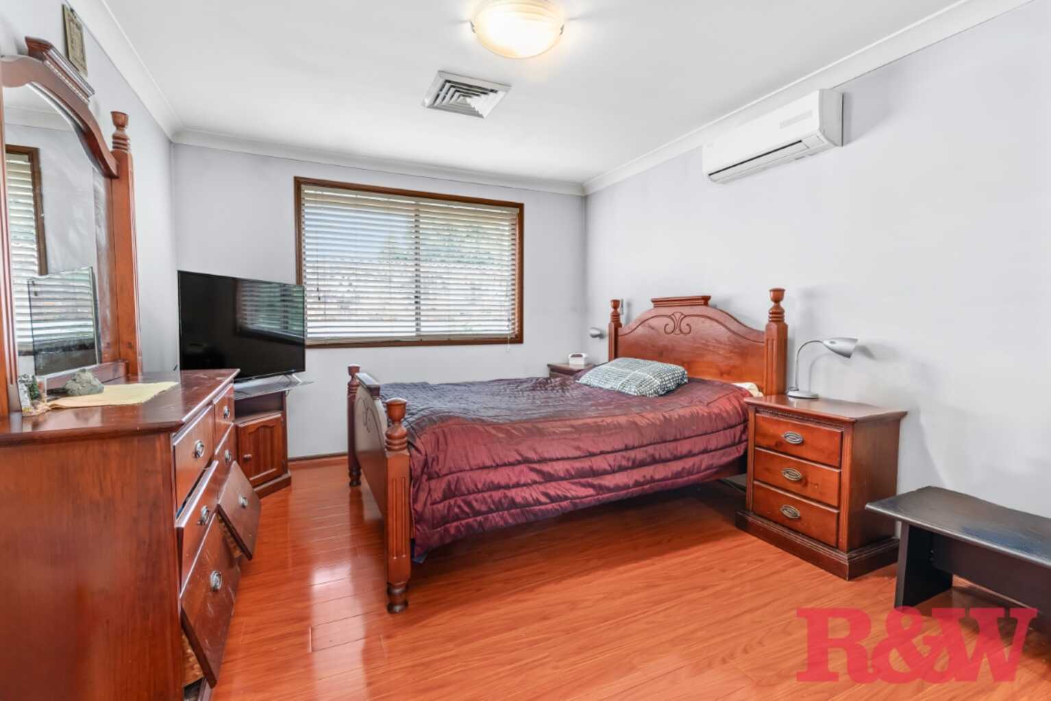20a MINA ROSA STREET Enfield 20a MINA ROSA STREET Enfield