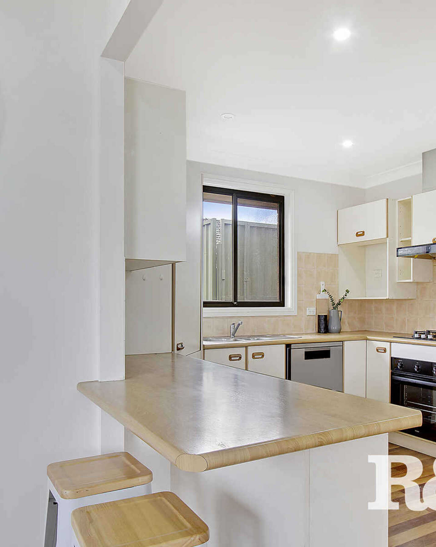 18 Caribou Close St Clair, Clair - Thumbnail 3