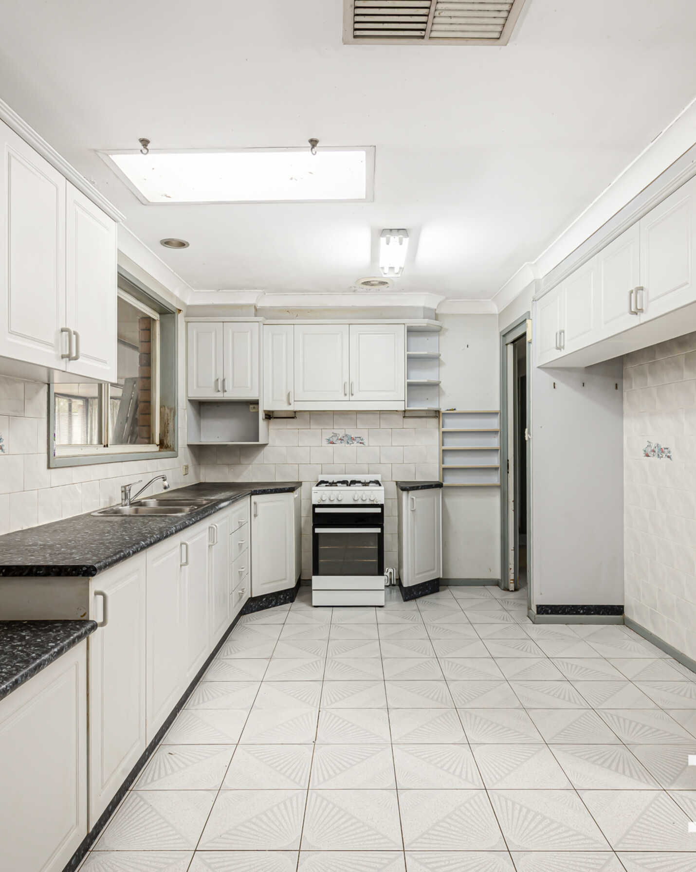 15 St Clair Avenue St Clair, Clair - Thumbnail 3