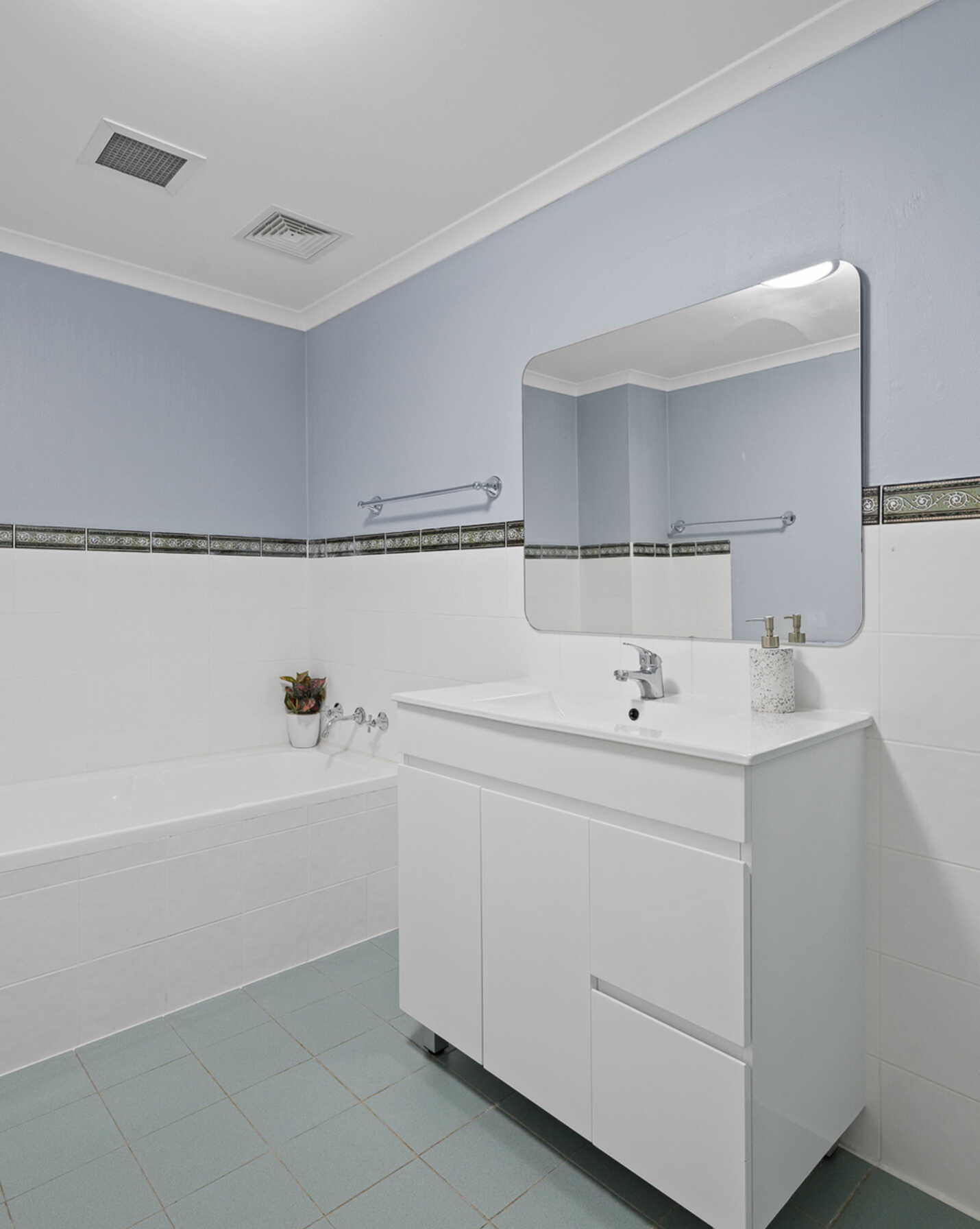 86/10 Broughton Street Canterbury, Canterbury - Thumbnail 8