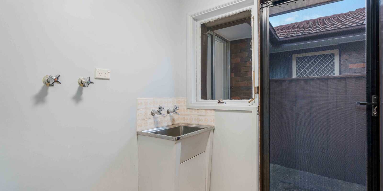 43 Brooks Street Macquarie Fields 43 Brooks Street Macquarie Fields