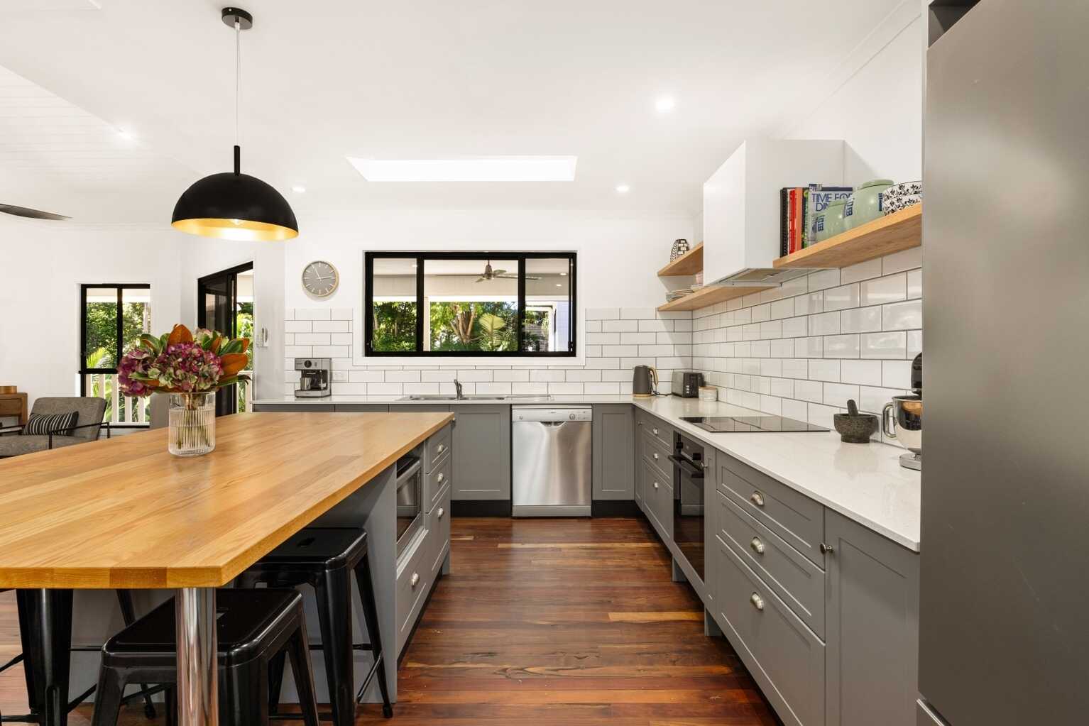 10 Joy Court Mount Coolum 10 Joy Court Mount Coolum