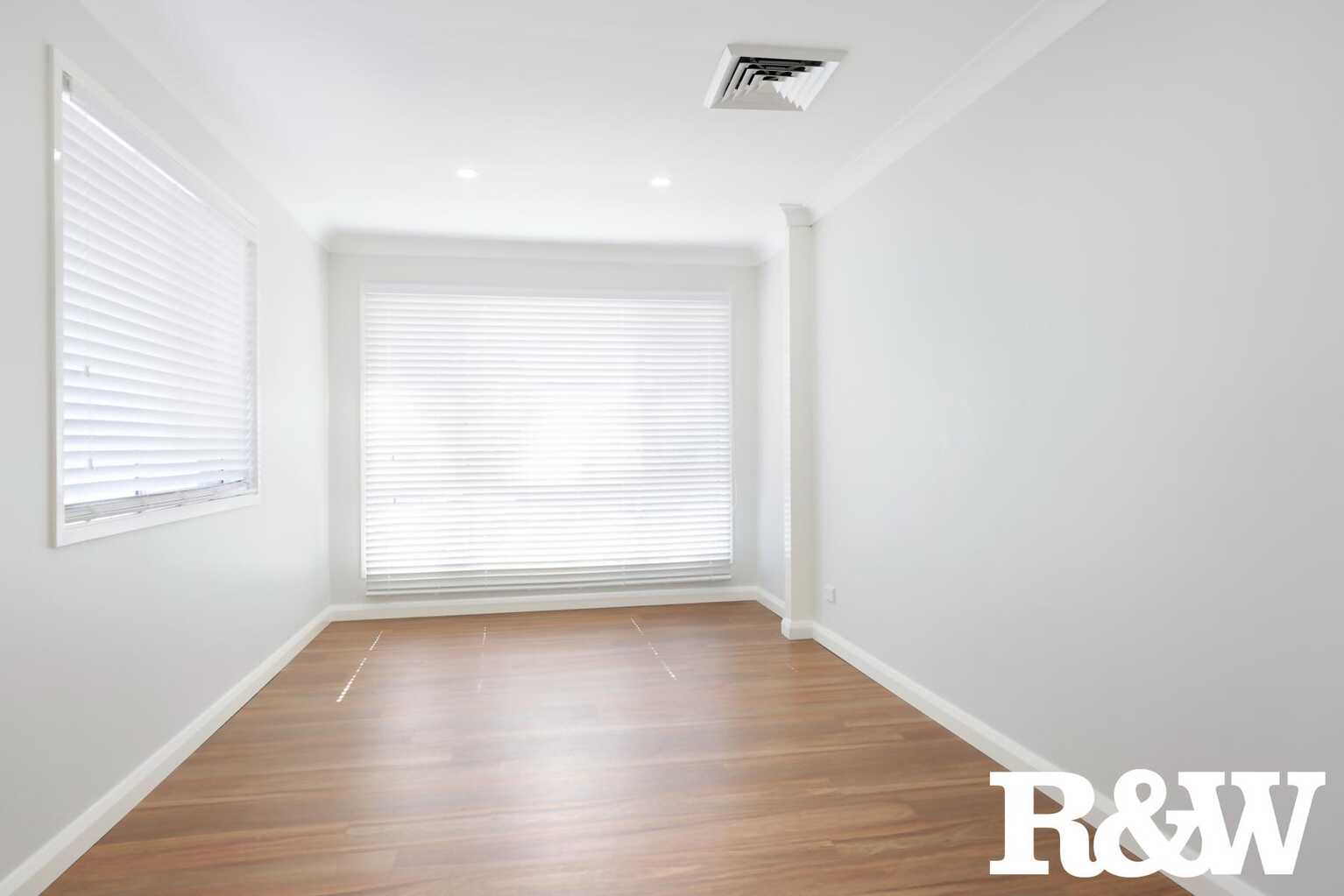 13 Wills Glen St Clair 13 Wills Glen St Clair