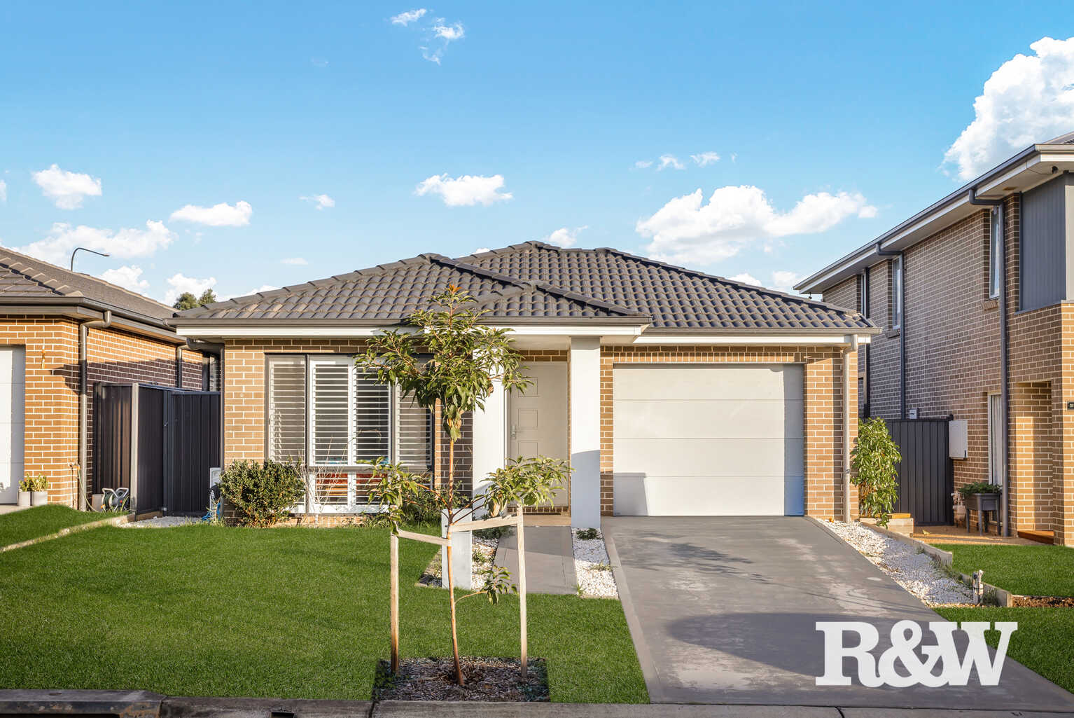 40 Sandalwood Crescent Colebee 40 Sandalwood Crescent Colebee