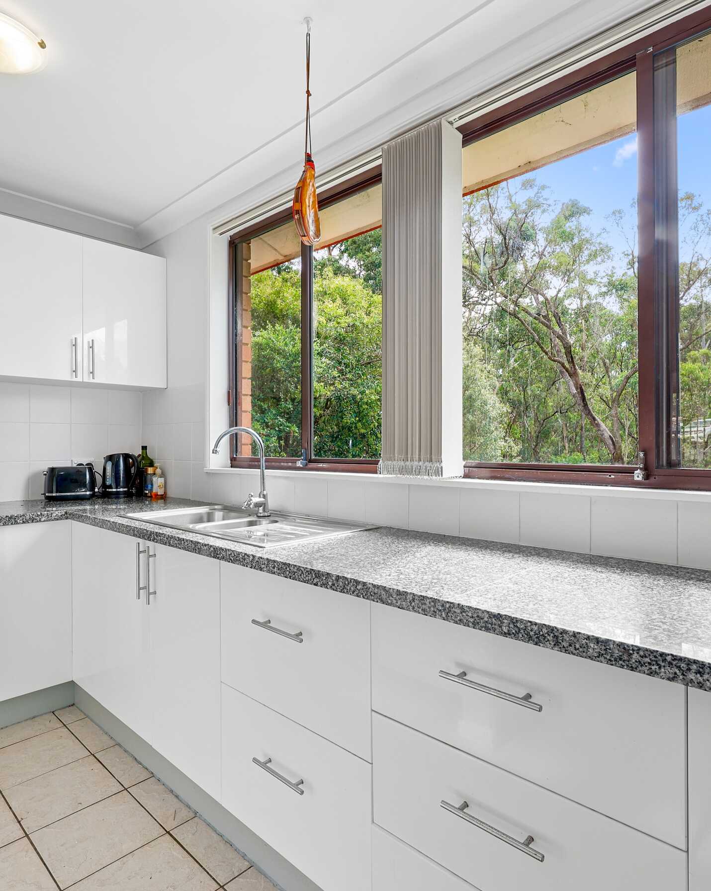 2 Bell Crescent Leumeah, Leumeah - Thumbnail 5