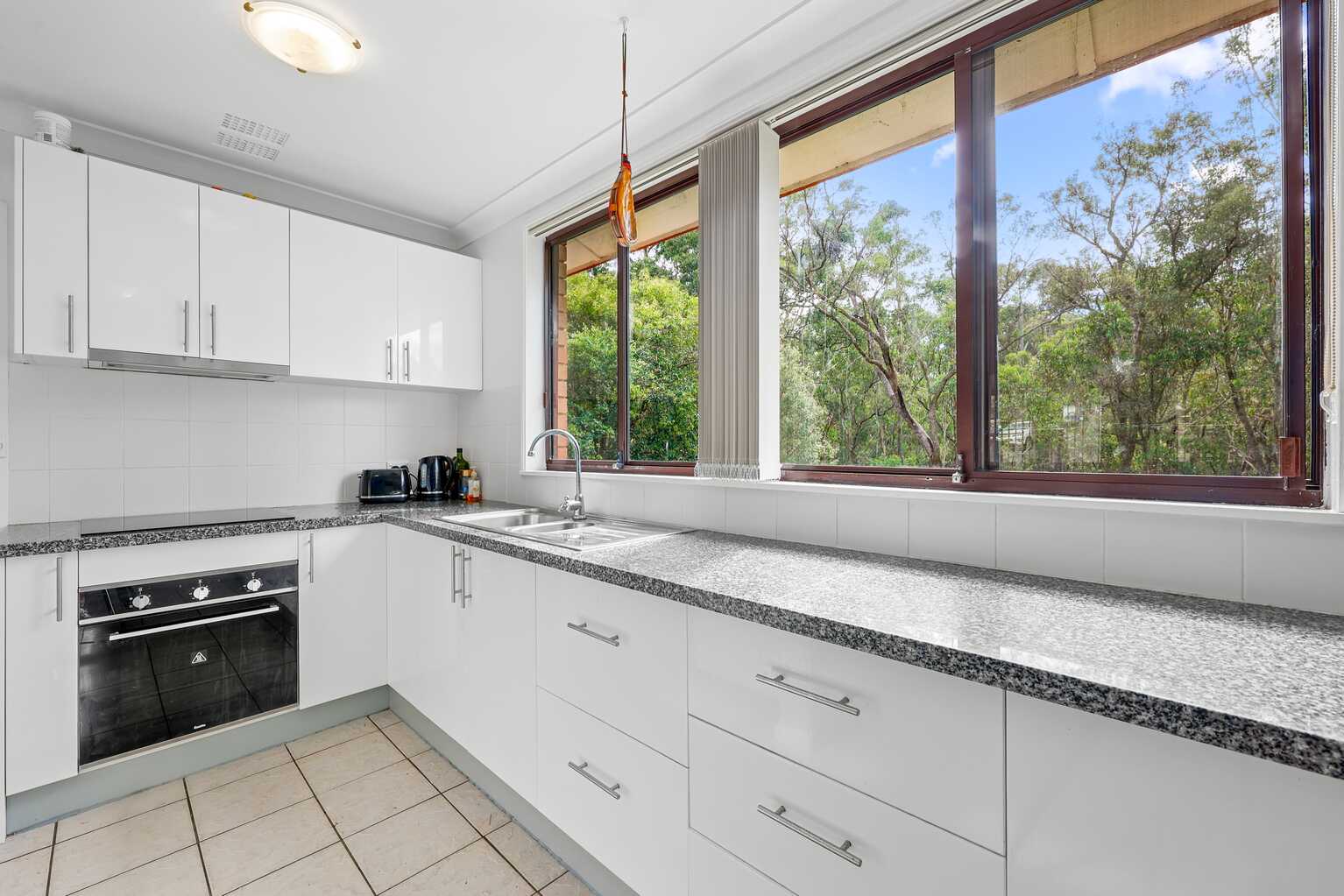 2 Bell Crescent Leumeah 2 Bell Crescent Leumeah