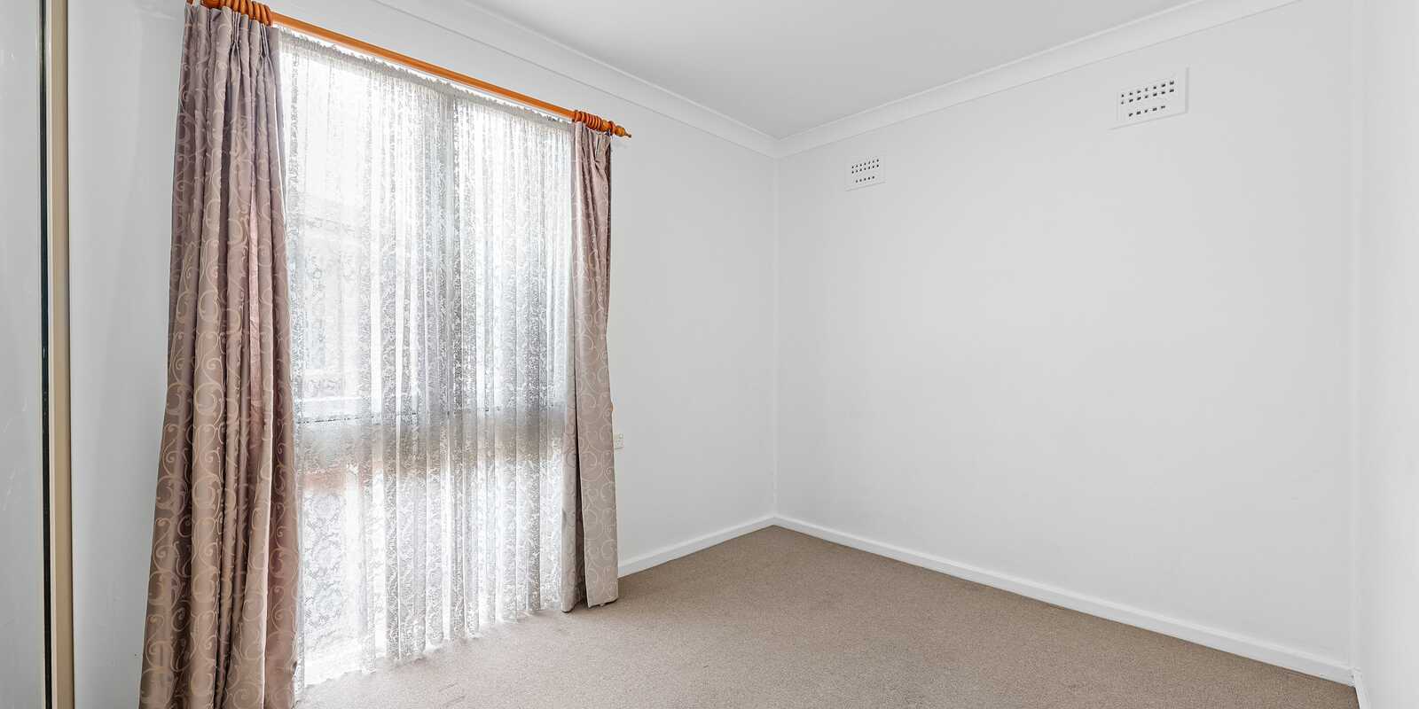 2 Bell Crescent Leumeah 2 Bell Crescent Leumeah