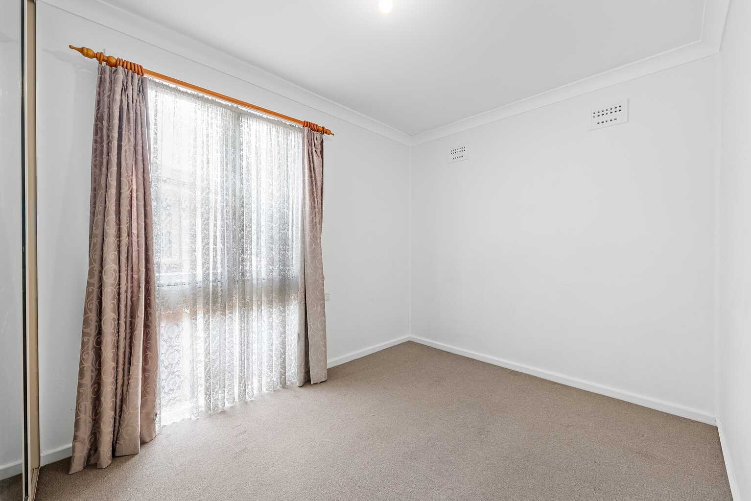 2 Bell Crescent Leumeah 2 Bell Crescent Leumeah