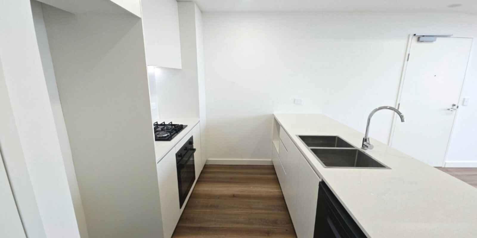 A301/10 Court Road Fairfield A301/10 Court Road Fairfield