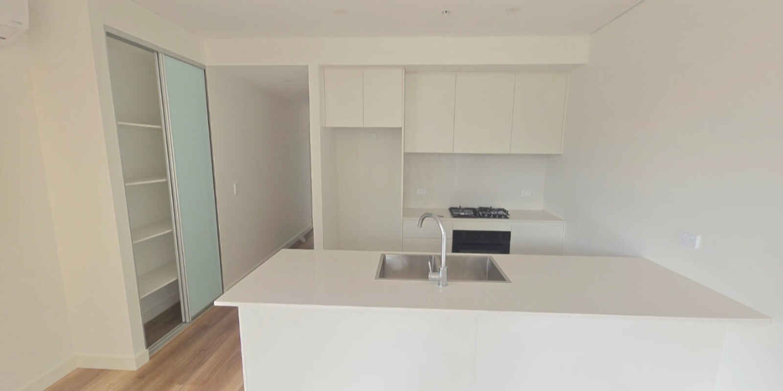 A104/10 Court Road Fairfield A104/10 Court Road Fairfield