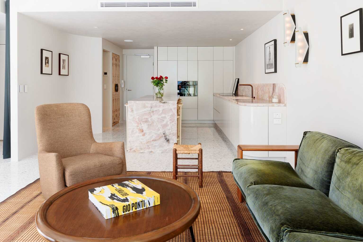 15/8 Greenknowe Avenue Elizabeth Bay