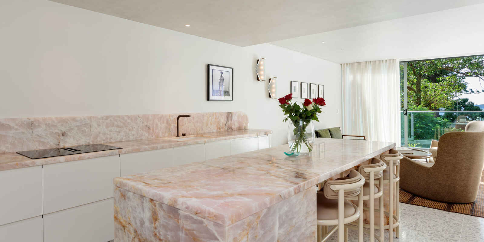 15/8 Greenknowe Avenue Elizabeth Bay