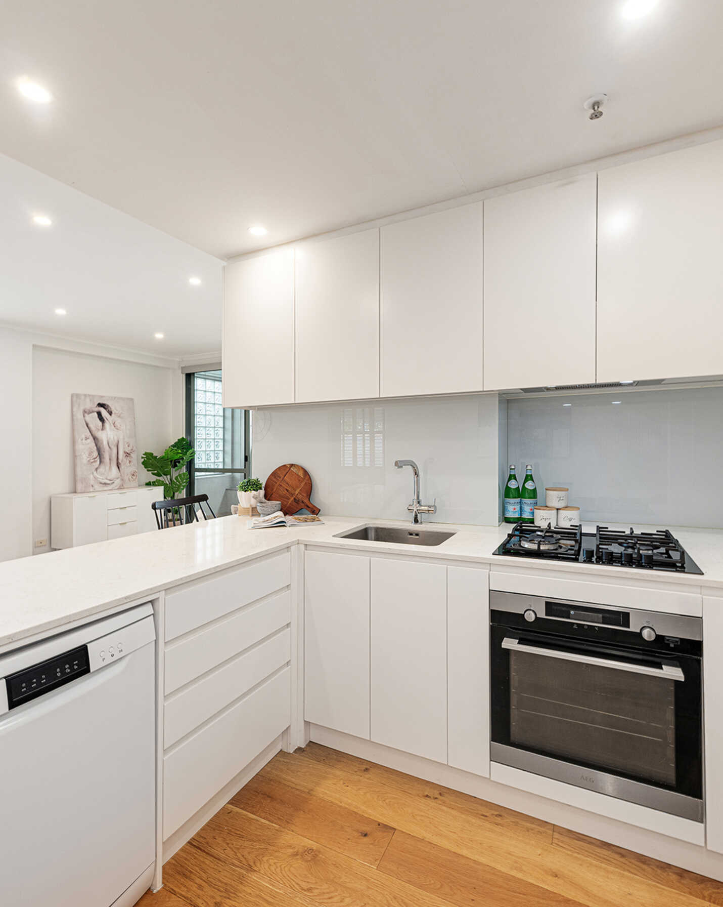 205/2-10 Mount Street North Sydney, Sydney - Thumbnail 3