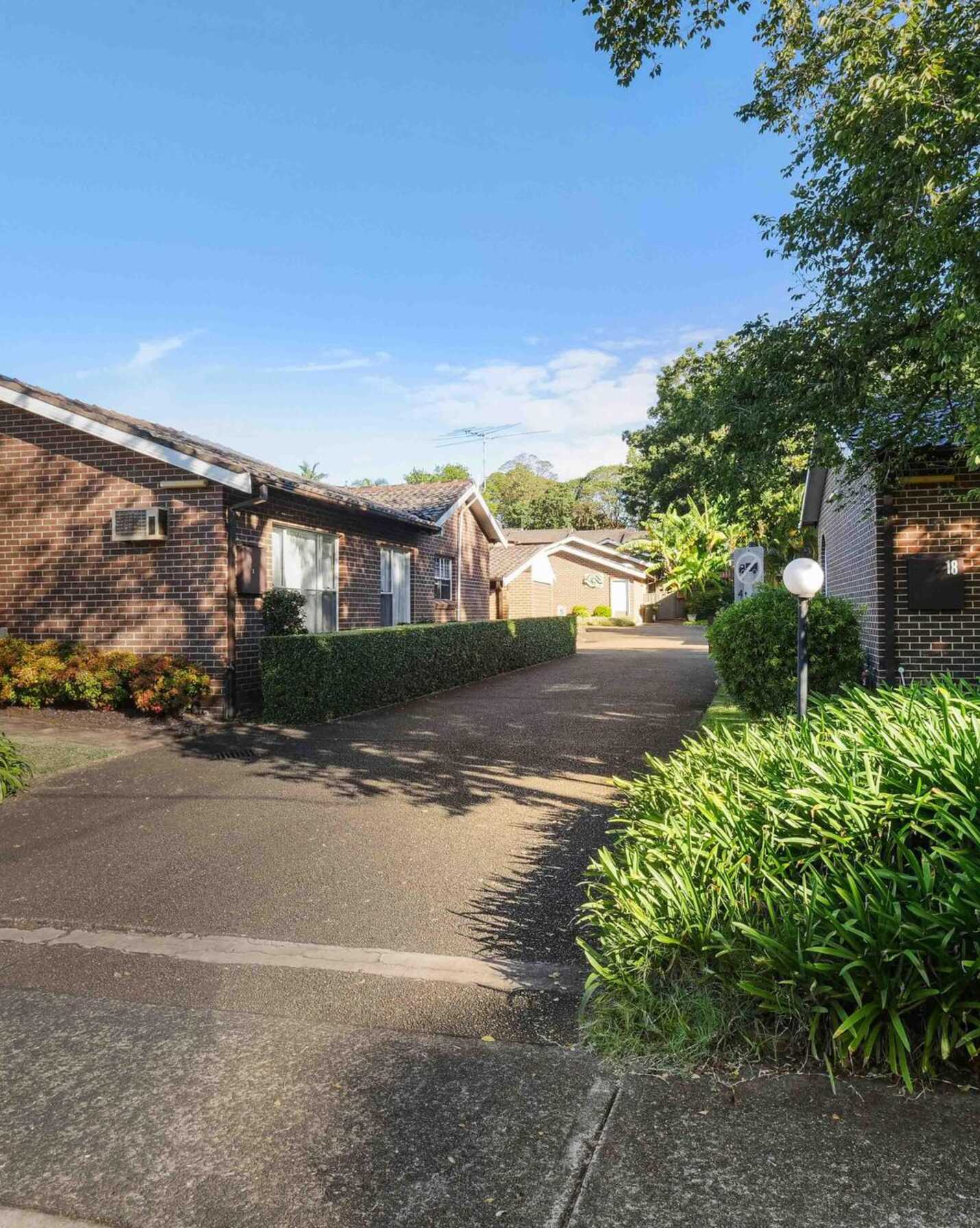9/4-8 Wyatt Avenue Burwood, Burwood - Thumbnail 2