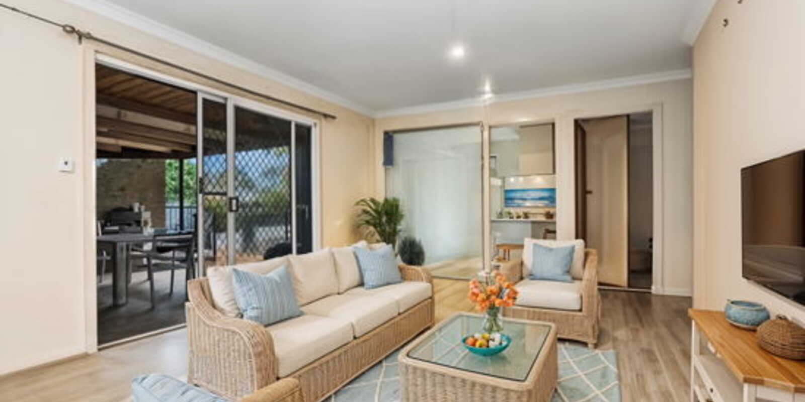 10 Indra Avenue Bellara 10 Indra Avenue Bellara