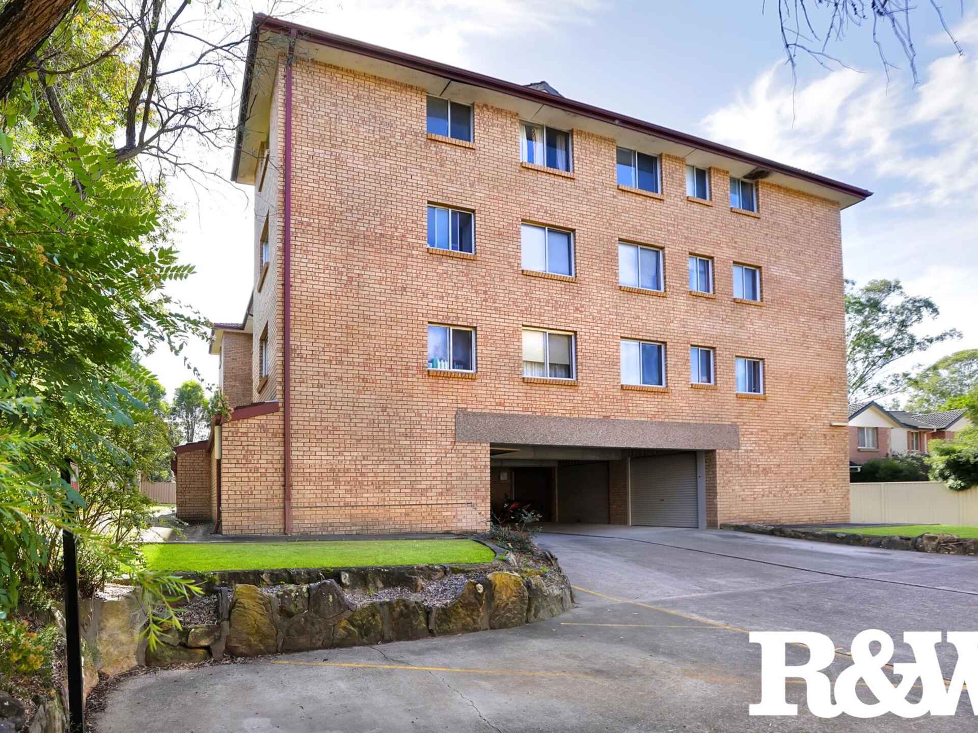 13/54 Park Avenue Kingswood